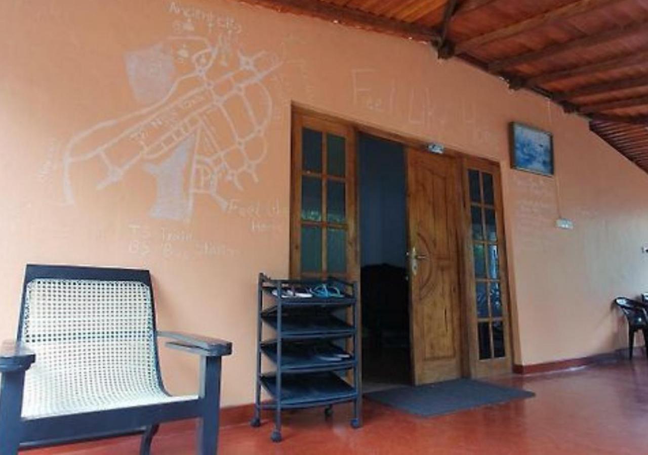 Feel Like Home Anuradhapura Exterior foto