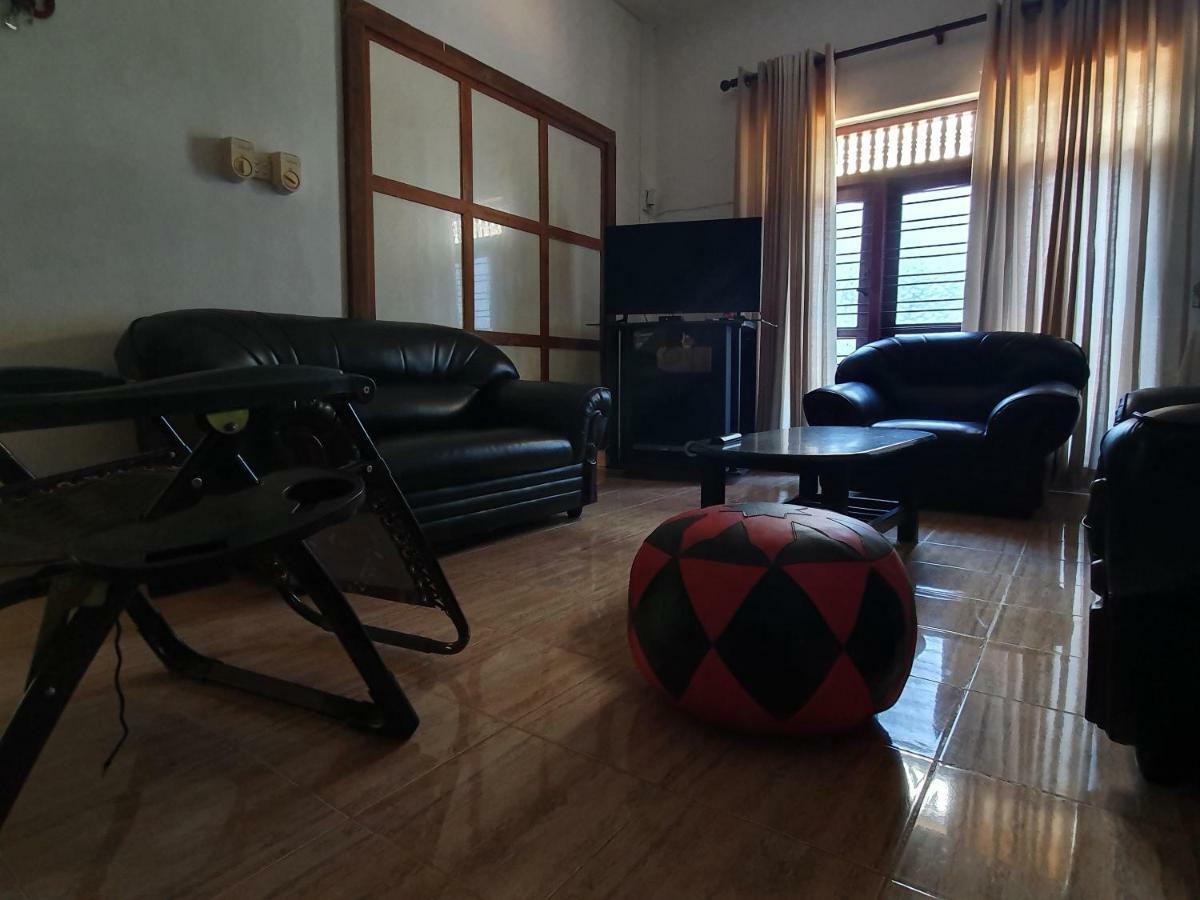 Feel Like Home Anuradhapura Exterior foto